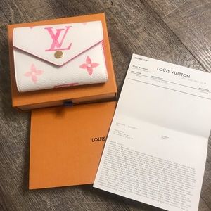New Louis Vuitton Victorine wallet.